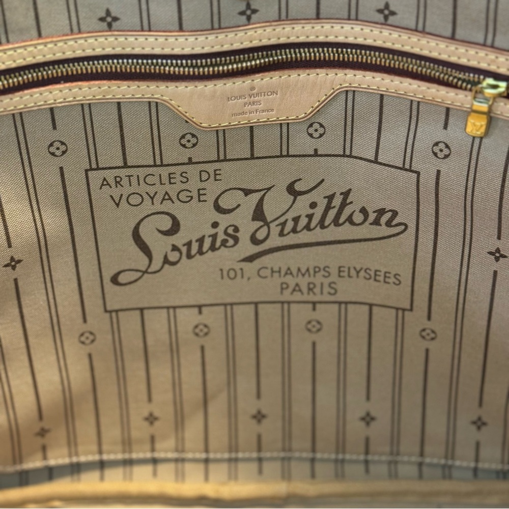 Louis Vuitton Monogram Neverfull GM - Picture 10 of 14